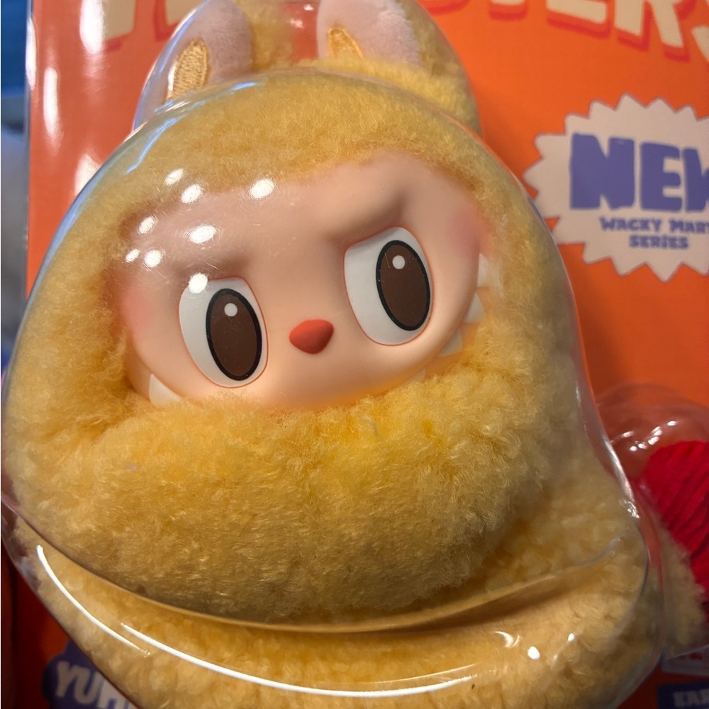 Labubu Wacky Mart earphone case